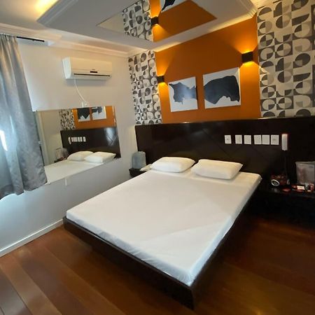 Motel Status (Adults Only) Pato Branco Esterno foto